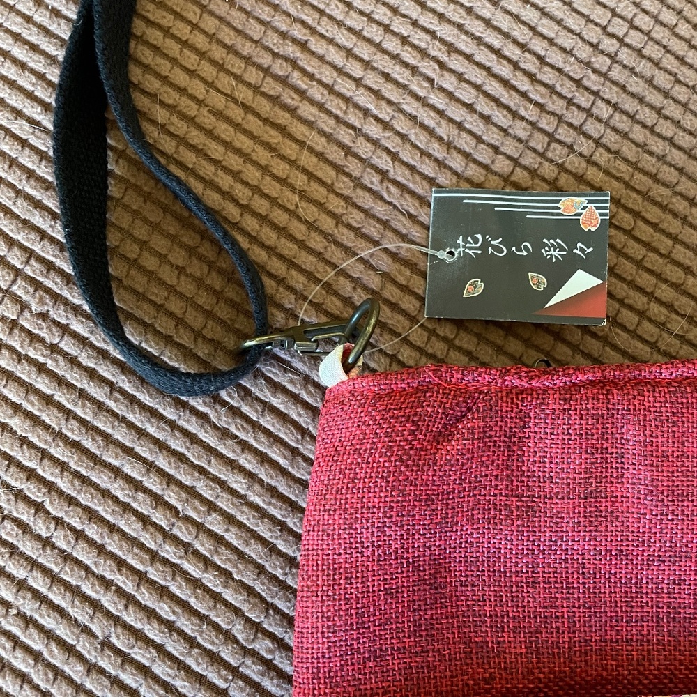 PRICE DROP! NWT  Boho canvas shoulder bag with floral appliqués - Picture 14 of 16